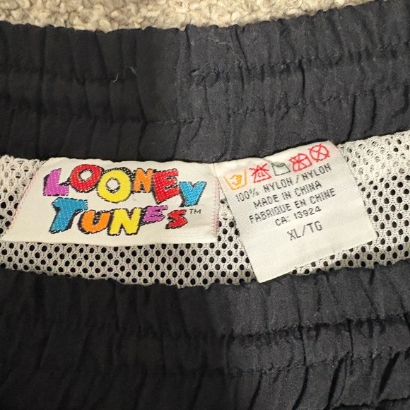 VTG Looney Tunes Bugs Bunny Black Swim‎ Trunks Shorts Men's Size XL - Picture 8 of 8